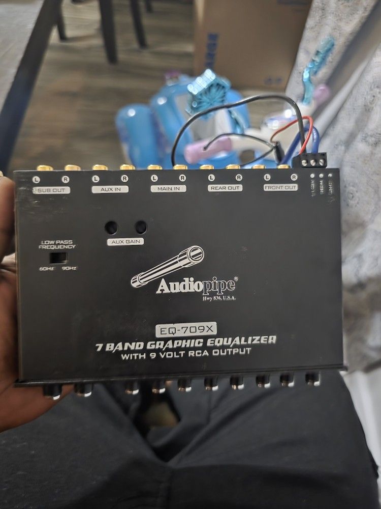 Audiopipe EQ-709X 7-Band Graphic in-Dash Equalizer