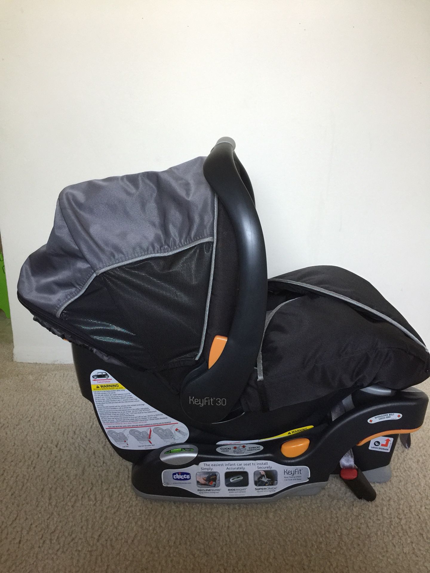 Chicco KeyFit 30 Magic Infant Car Seat