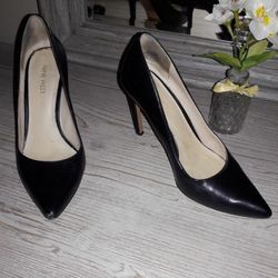 NINE WEST BLACK LEATHER HEELS