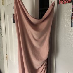 pinky Nude Dress w Leg Slit