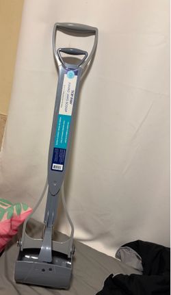 Jaws Poop Scooper
