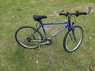 Univega Rover 3.7 STX Mountain Bike – 26" Wheels - used (great condition)