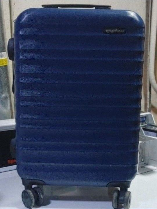 AMAZON BASICS 21" NAVY BLUE HARDSHELL ROLLING SUITCASE W/EXTENDABLE HANDLE! (USED ONCE)😇 Please Read Description.