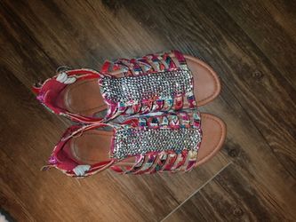 7 1/2. Bought from: Khols