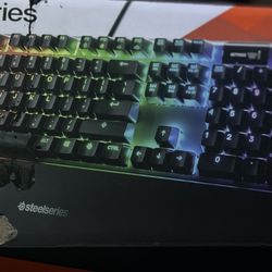 STEELSERIES APEX PRO MECHANICAL KEYBOARD