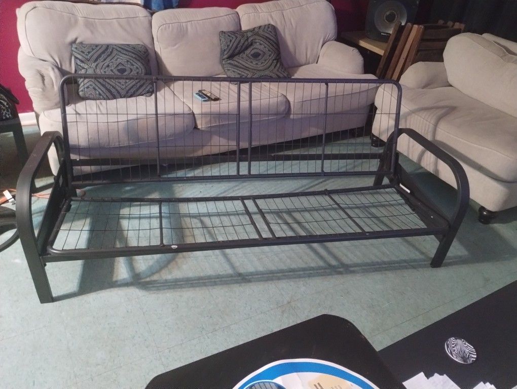 Black Futon