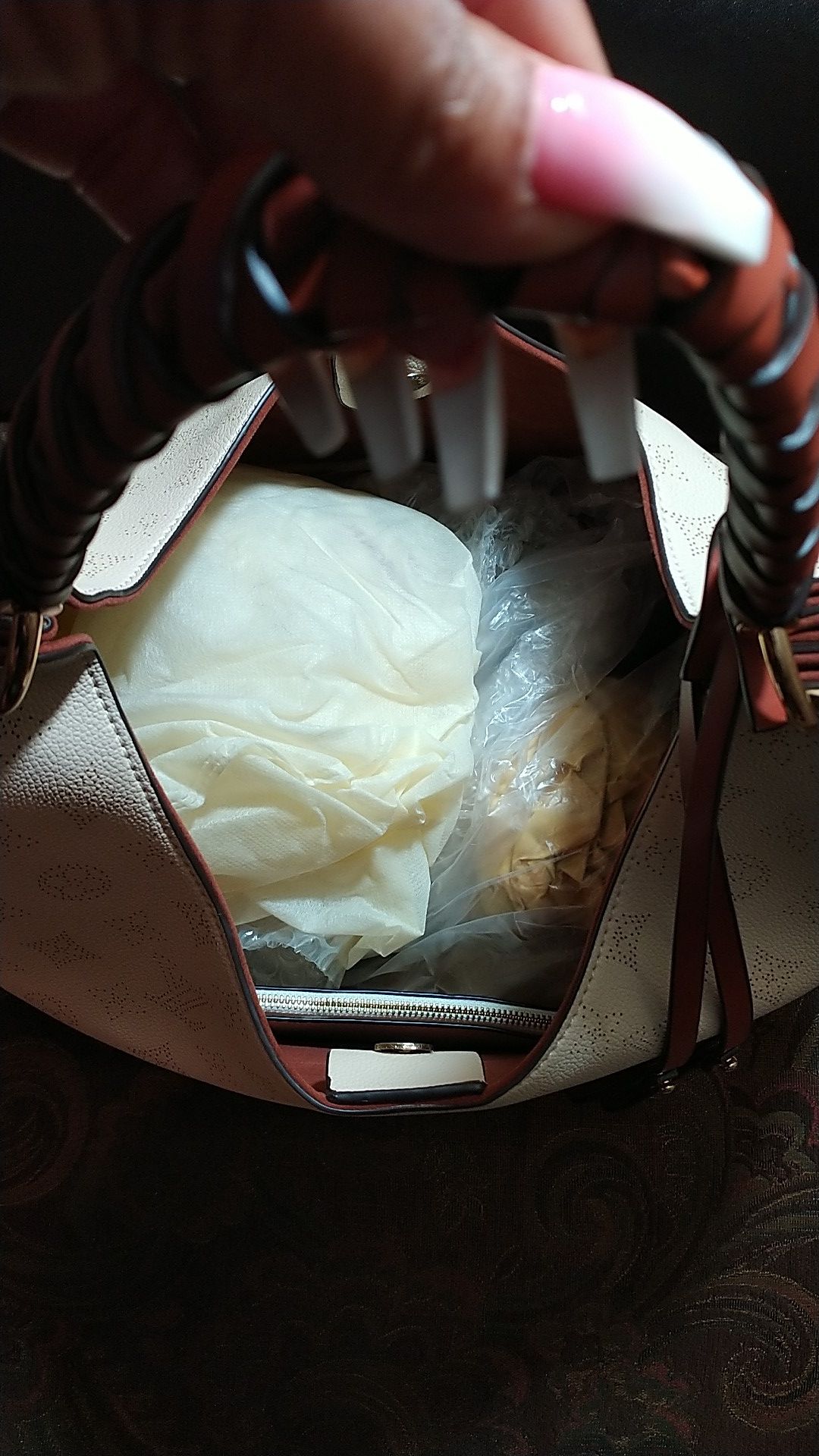 C😍A🤩R😍M😍E🤩L large purse beautiful 😍🤩😍