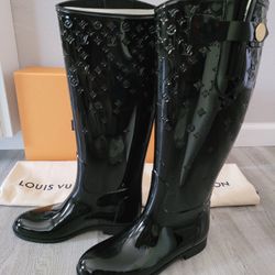 Louis Vuitton Drop Flat High Boots size 5