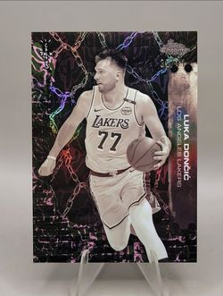 Luka Doncic Topps Chrome Cactus Jack /41