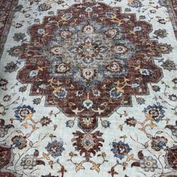 Traditional Persian-Style Medallion Area Rug 8' x 10' (New)