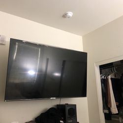 Roku Hensen TV 55 Inch