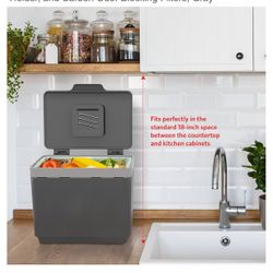 GLAD Compost Bin for Kitchen, 1.5 Gallon | Plastic Container with Removable Inner Basket, Bag Storage Holder, and Carbon Odor Blocking Filters, Gray