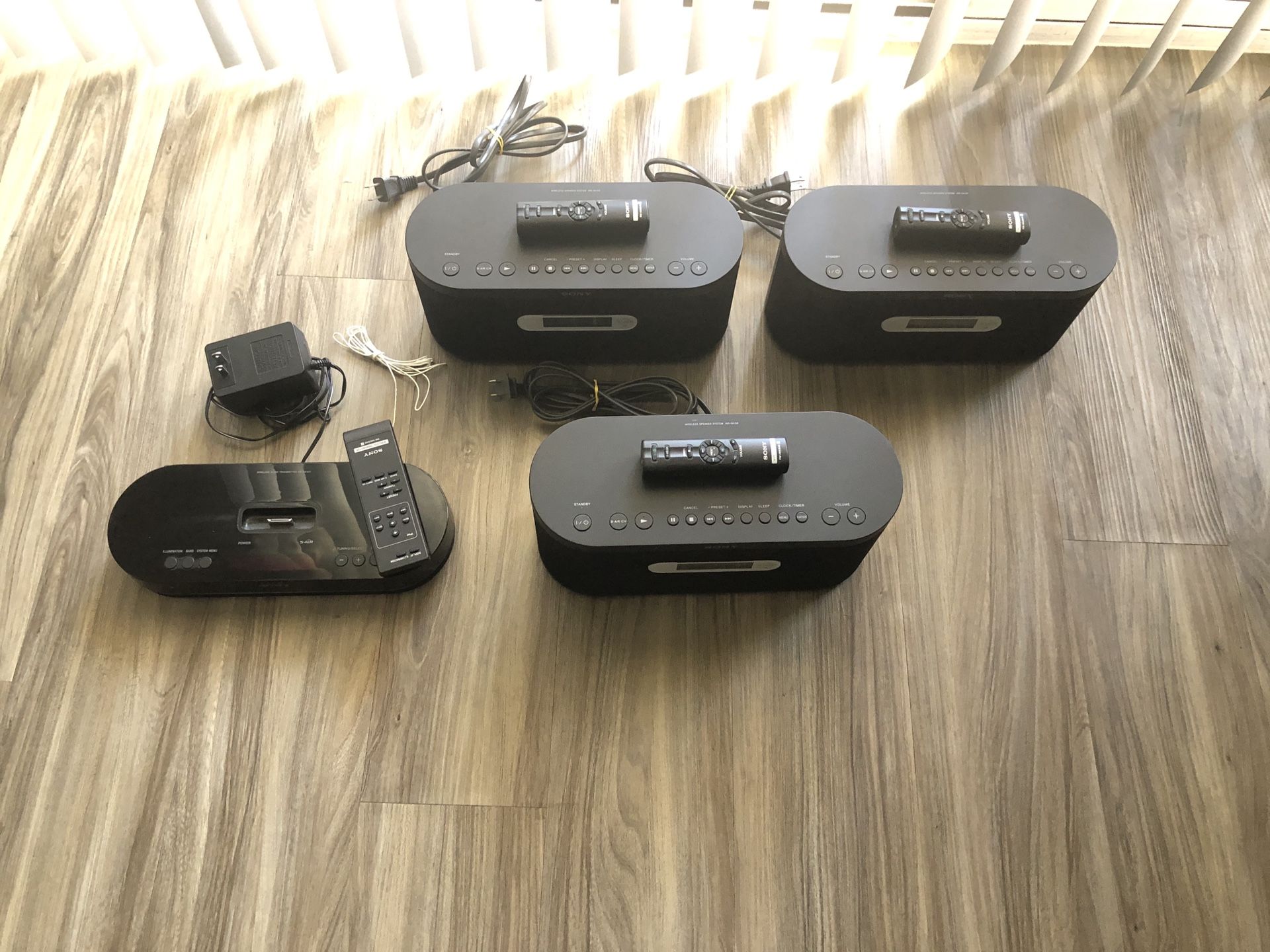 Sony AIR-SA15TI & 3 SA15R Wireless Speaker Receiver