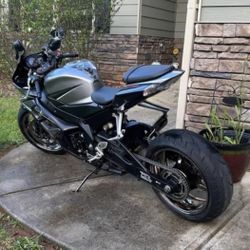 2005 GSXR 1000