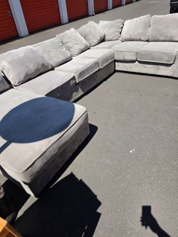 Couch sectional