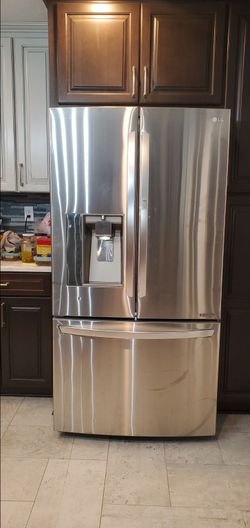 LG 30 Cu. Ft. French Door Refrigerator – Needs Repair – Great for Parts or Repair
