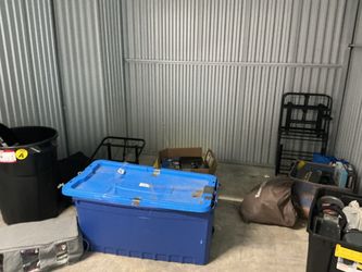 MOVING TOMORROW AVAILABLE PICKUP BEFORE 10am—Everything you see in these image + more $100 MAKE YOUR BEST OFFER!