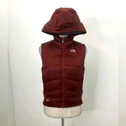 The North Face 550 Down Red Brick Hooded Puffer Vest