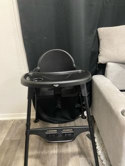 Black High Chair
