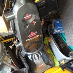 BISSELL PRO HEAT 2X MULTI SURFACE CARPET CLEANER 