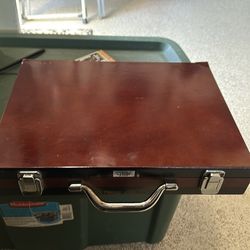 World Poker tour chip  card set with case