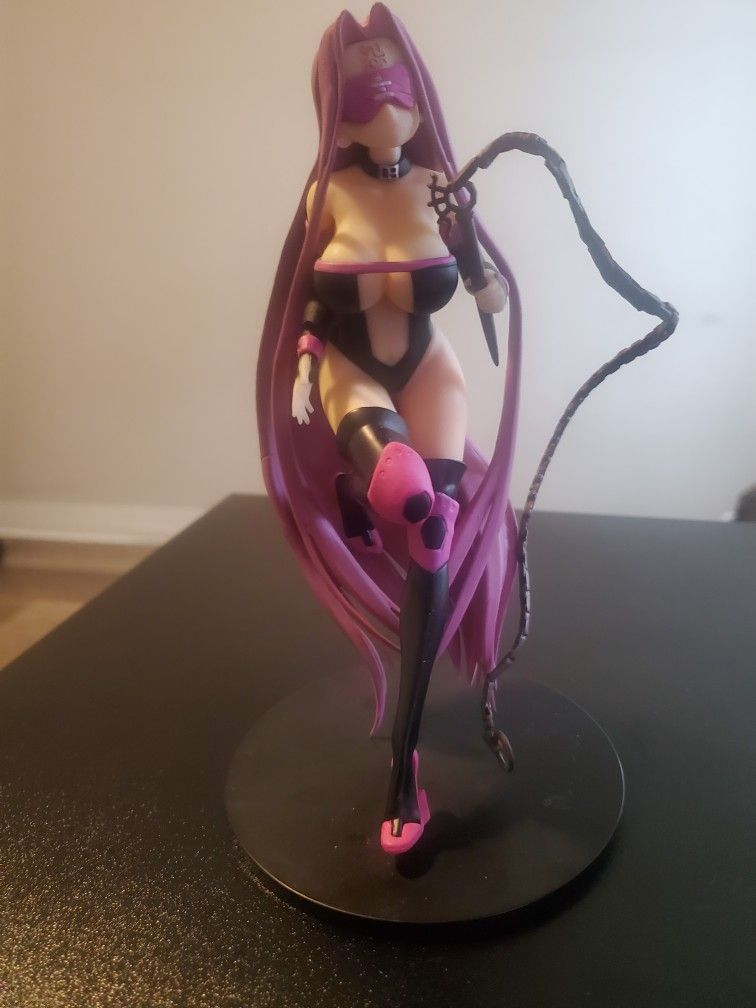 bewitching black serpent Fate figure