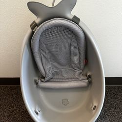 MOBY® Smart Sling™ 3-Stage Tub - Grey