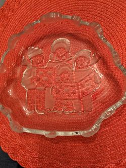 Christmas Carolers Dish