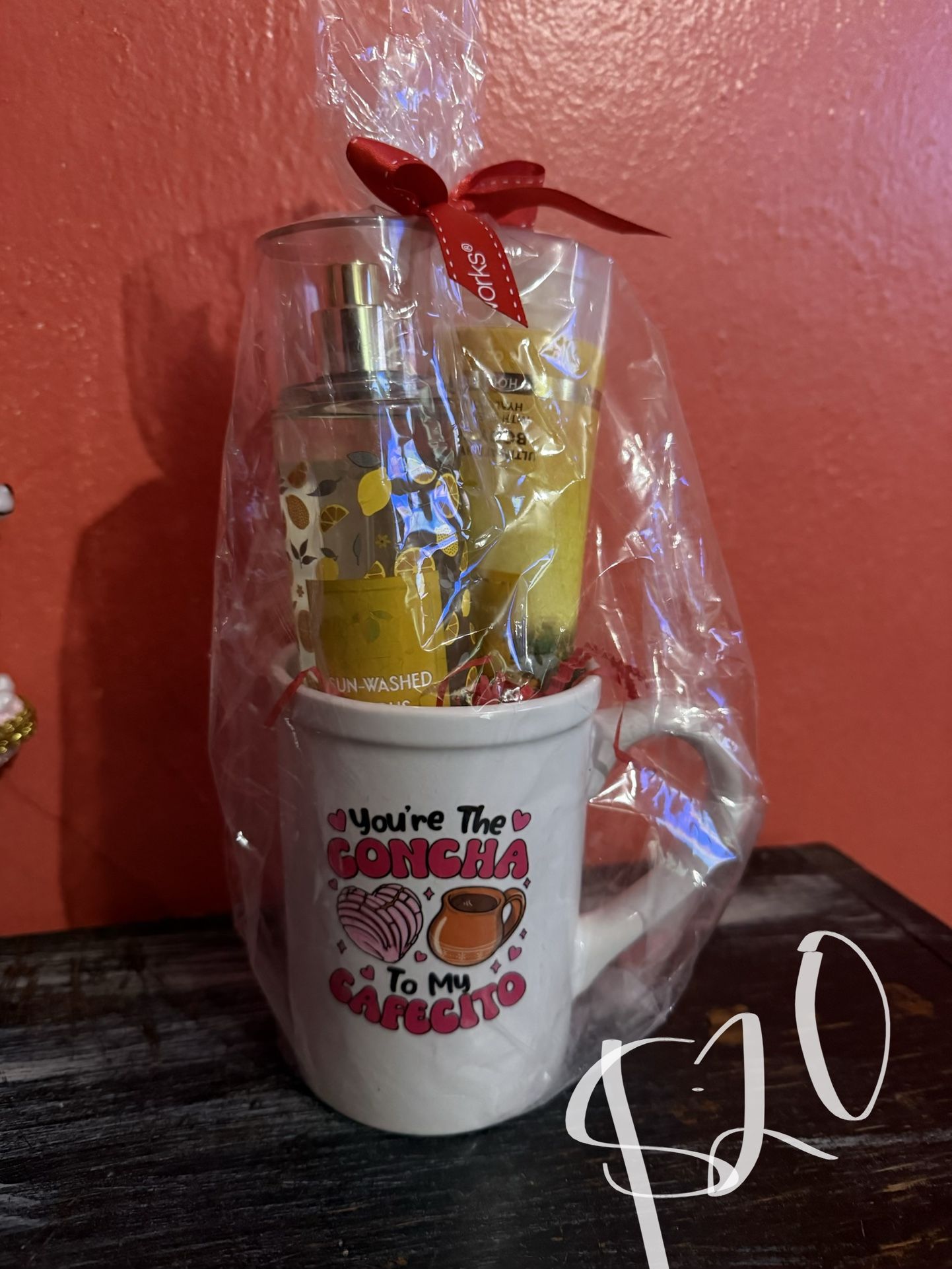 Taza Bath and bodyworks