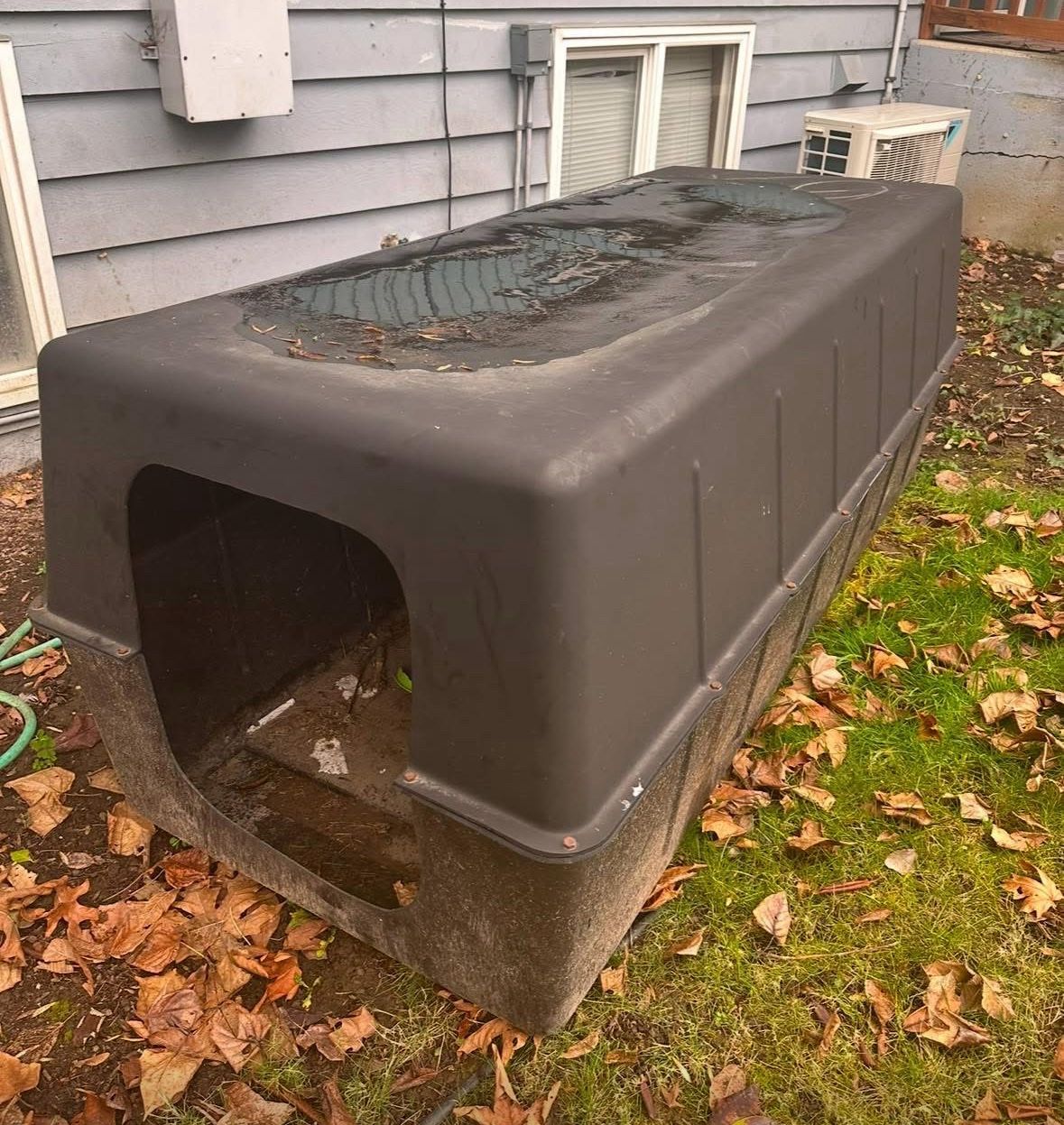 Huge Dog Kennel 