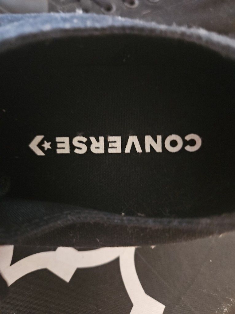 Size 11 Converse 