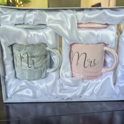 Mr & Mrs Mugs -FREE