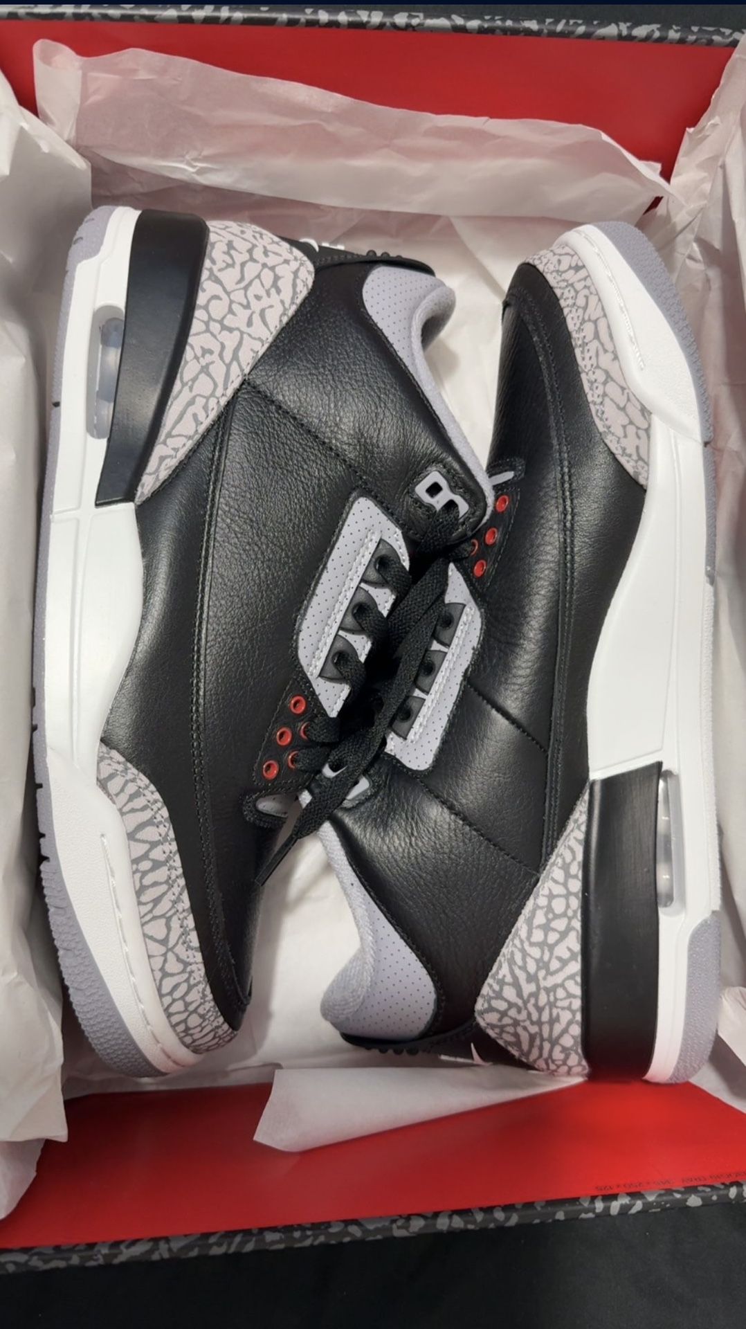 Air Jordan 3 Men’s Size 10.5