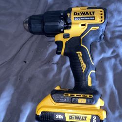 Dewalt  1/2  Hammer Drill/ Drill