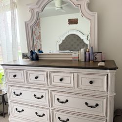 Scarlett 4 Piece Queen White & Oak Storage Platform Bedroom Set