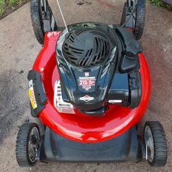 Briggs And Stratton Push Mower Still New