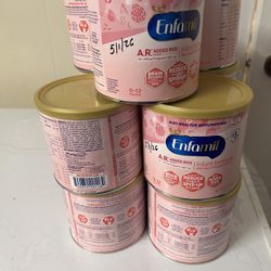 Pink Enfamil AR Expiration 5/2026 . All 17 Cans  30$ 