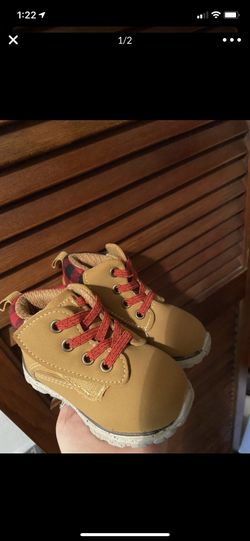 Size 4 babyboy shoes