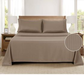 Brand New 4-Piece Super Soft Brushed Microfiber Bed Sheet Set-King