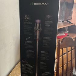 Dyson V9 Vacuum 