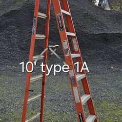 10' Louisville Cross-X stepladder -type 1A(300#)