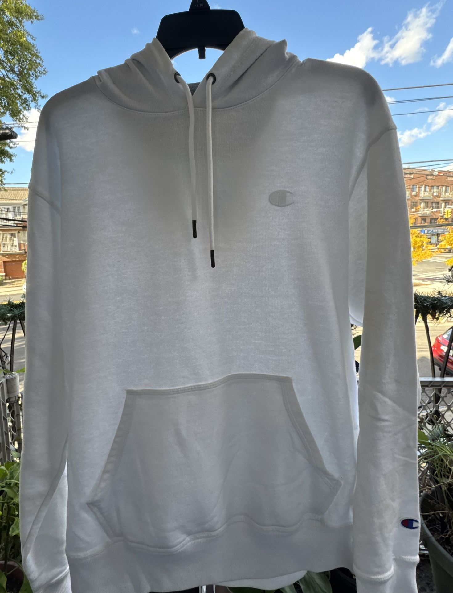 Men’s White Fleece Champion Pull Over Hoodie