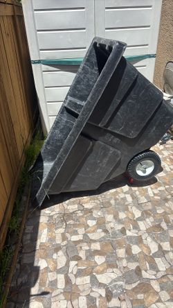 Tilt industrial car