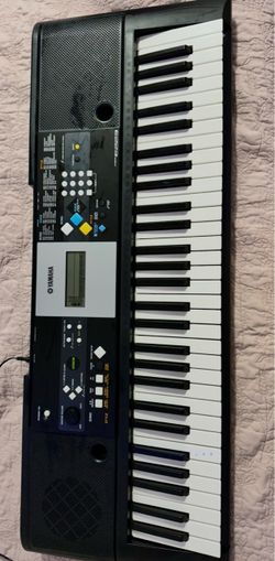 Piano keyboard Yamaha