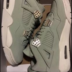 Jordan 4 Retro "Seafoam Sail" - Women's 10 - Brand New Description: Brand new Jordan 4 Seafoam Sail, never worn. Women's size 10 (Men's 8.5). Comes wi