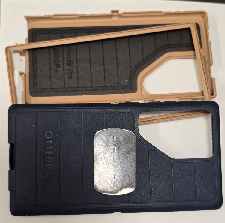 OtterBox Defender Pro Case – Samsung Galaxy S24 Ultra