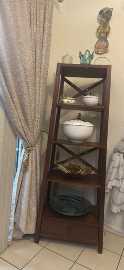 Shelf