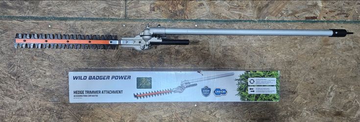Like new articulating hedge trimmer attachment 16" bar