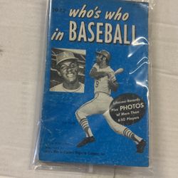 Vintage who’s who in Baseball 1972 excellent shape
