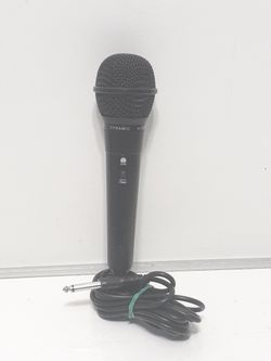 Dynamic Microphone 1/4inch Connection. Works Great Tested 